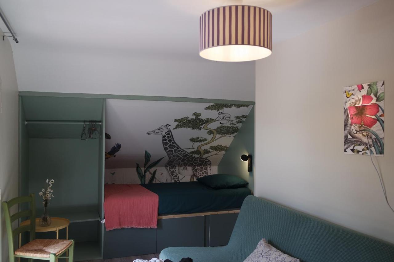 Domaine Du Pavillon Gite 15 Personnes Issy-l'Eveque Exteriör bild